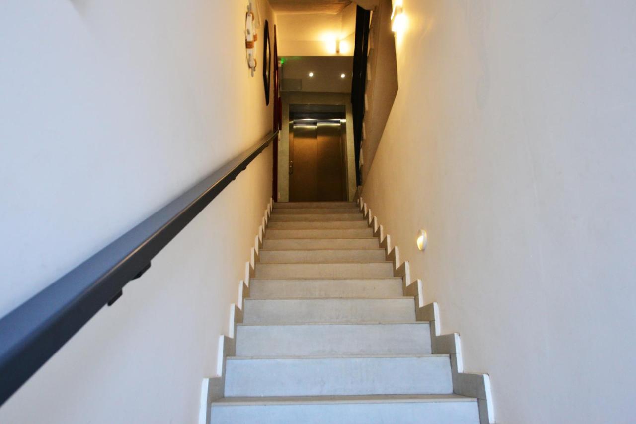 Beachfront With Seaviews Apartment No56 Award Winner Unbeatable Location For Closeness To The Sea Ideal For Guests Looking For Winter Spring And Autumn Breaks In Sunny Malta Also Ideal For Coastal Hikers Mellieha Ngoại thất bức ảnh